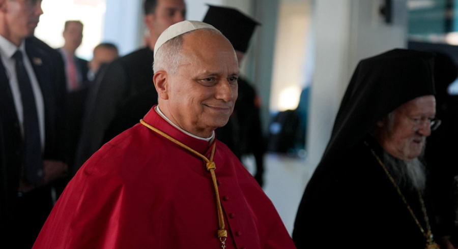 پاپا لە لوبنانەوە داوای ئاشتەوایی دەكات