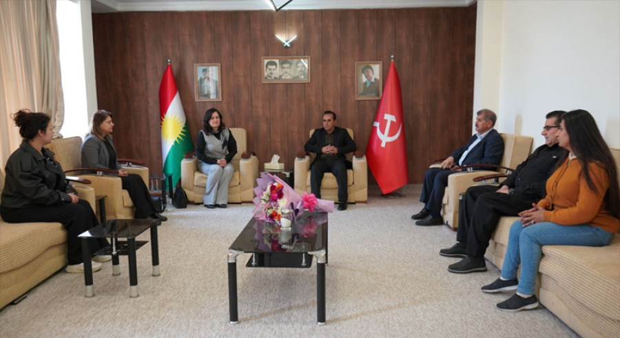 ئیلهام ئەحمەد؛ سوپاسنامەیەک ئاراستەی حزبی شیوعی دەکات