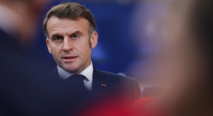 ماکرۆن داوای تەواوکردنی لێکۆڵینەوەکانی کوژرانی سەربازە فەرەنسییەکەی مەخمور دەکات